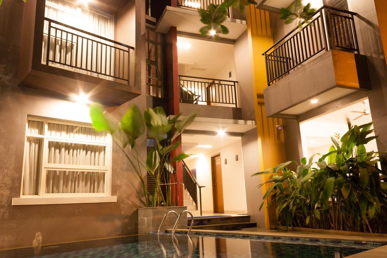 Hotel Griya Regato Jakarta Exterior foto