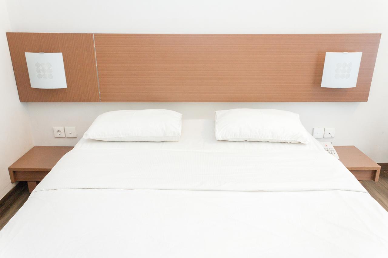 Hotel Griya Regato Jakarta Zimmer foto